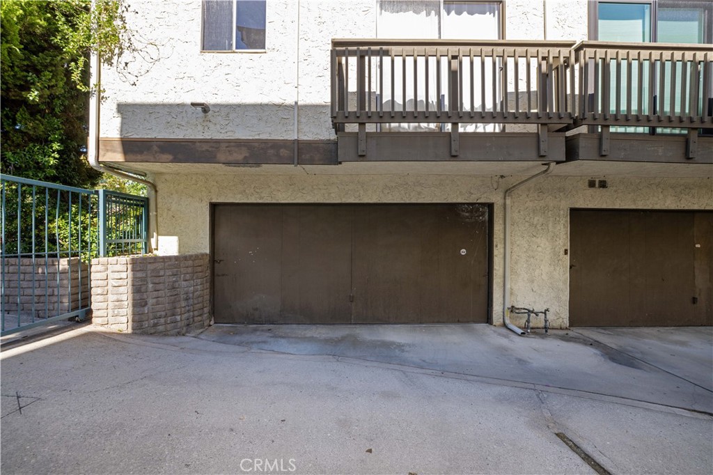 4222 Troost Avenue 21