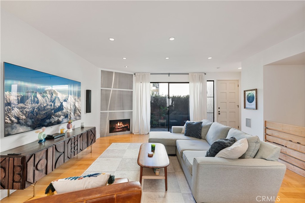 4222 Troost Avenue 21