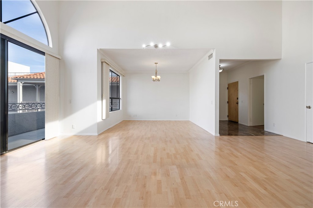 14844 Dickens 308