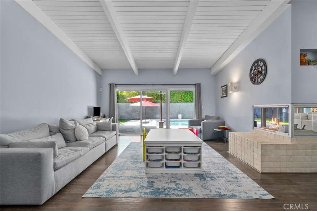 23701 Clarendon Street