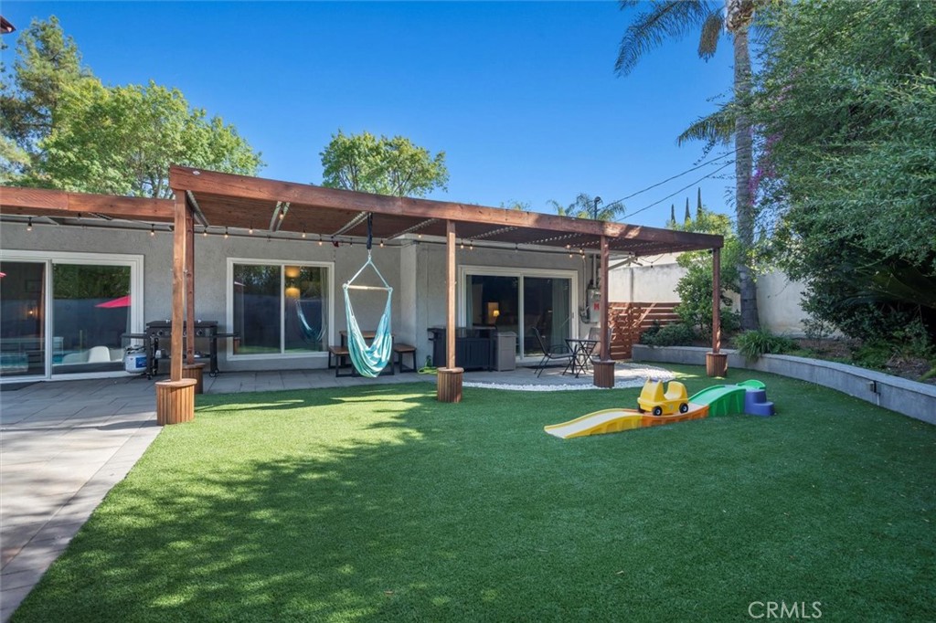 23701 Clarendon Street