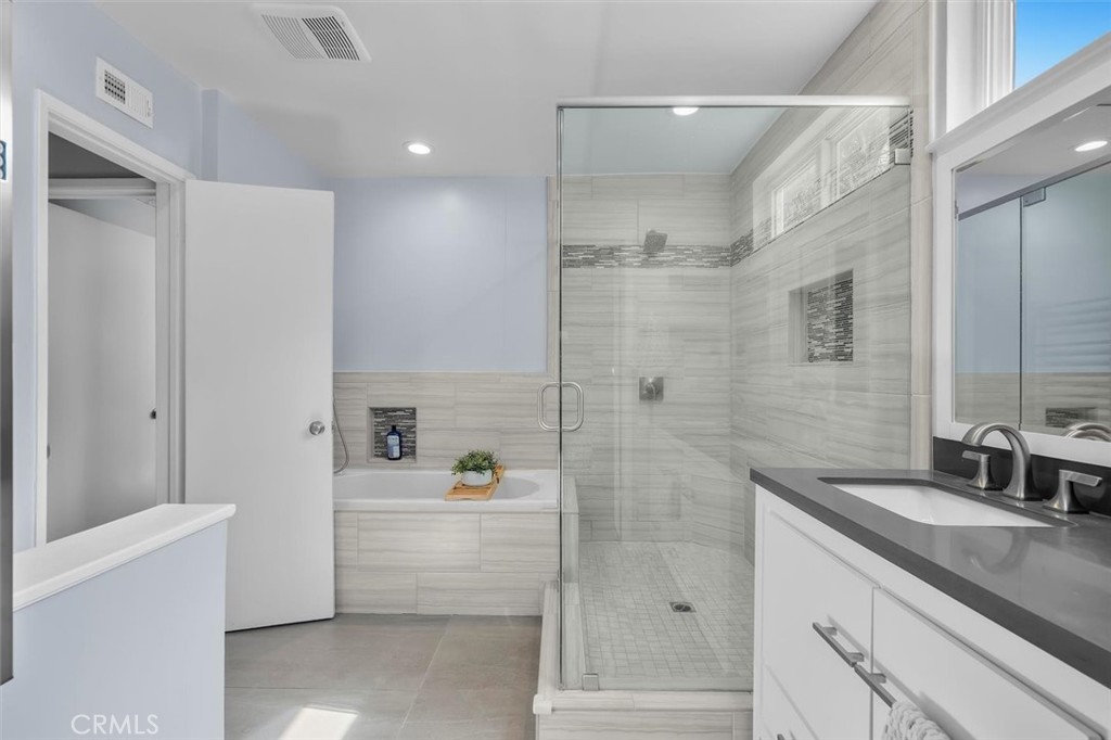 23701 Clarendon Street