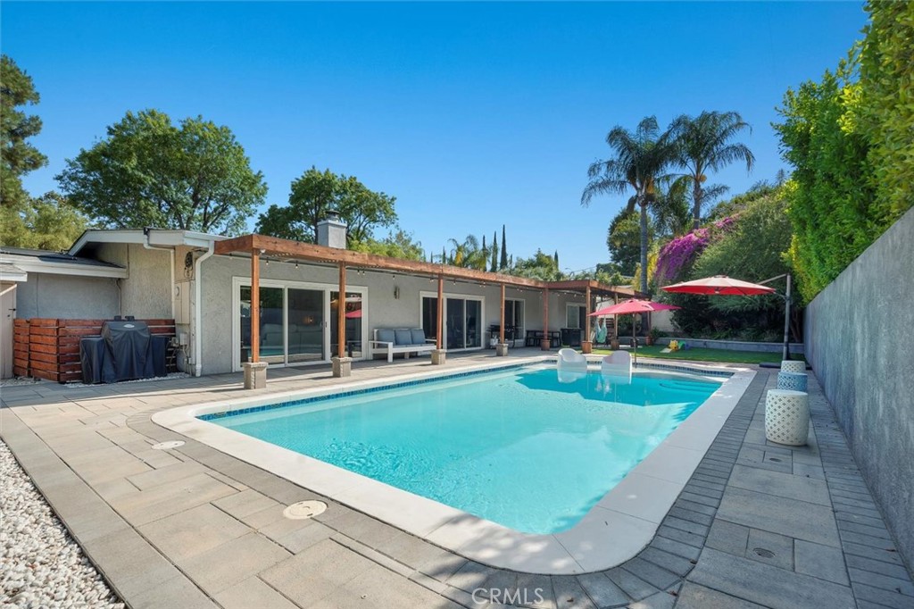 23701 Clarendon Street