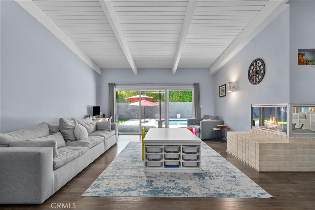 23701 Clarendon Street