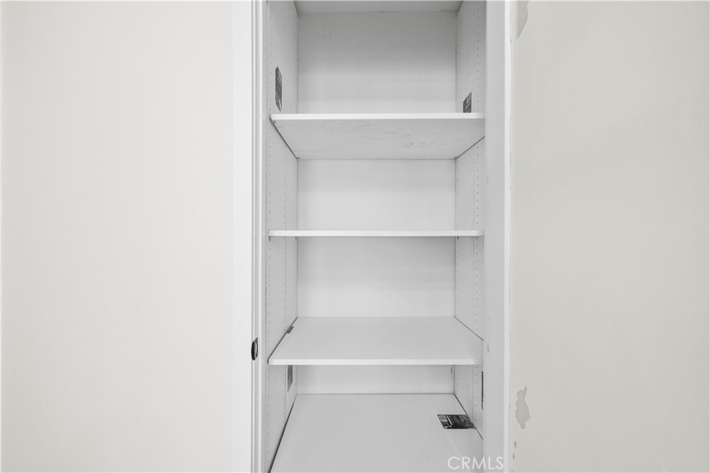 21209 De La Guerra Street