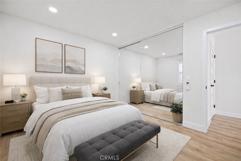 21209 De La Guerra Street