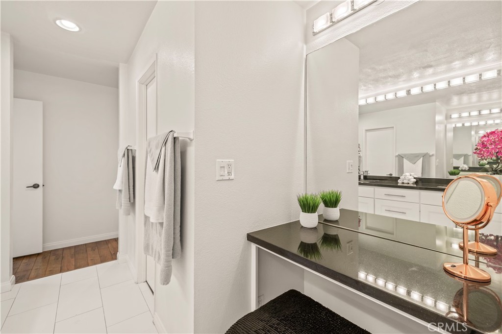 18150 Andrea Circle S 1