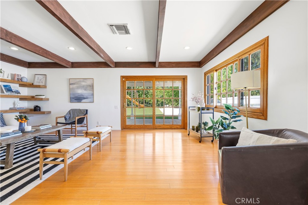 7044 Scarborough Peak Drive