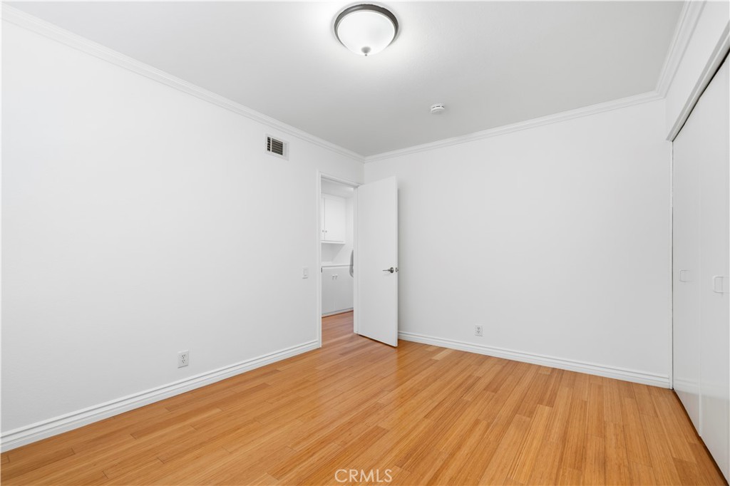 7044 Scarborough Peak Drive