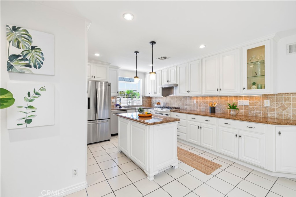 7044 Scarborough Peak Drive