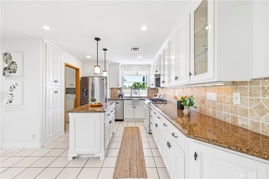 7044 Scarborough Peak Drive