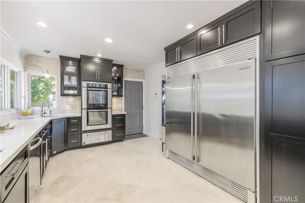 1520 Rugby Cir
