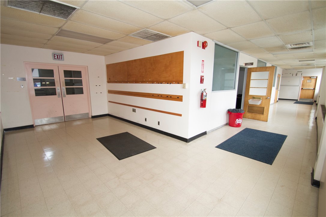 12245 Frankstown Rd