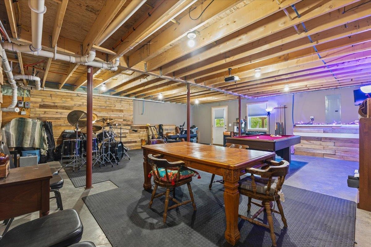 41 Maple Grove Estates