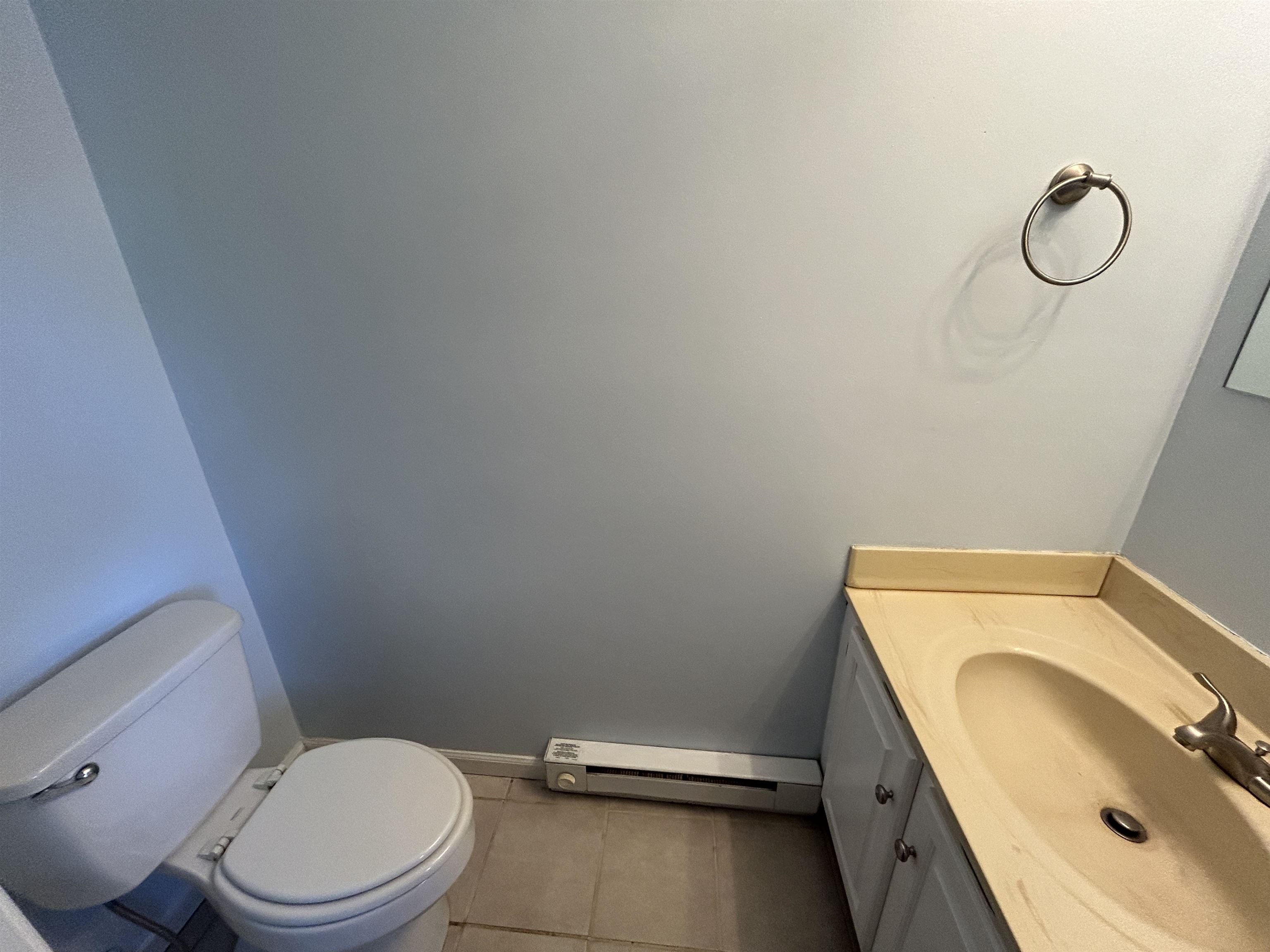 21 Densmore Drive Unit: 21