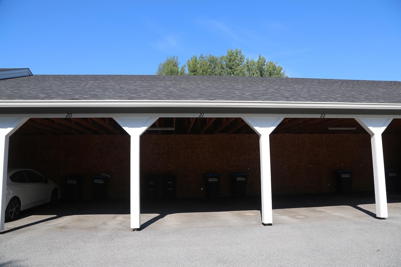 21 Densmore Drive Unit: 21