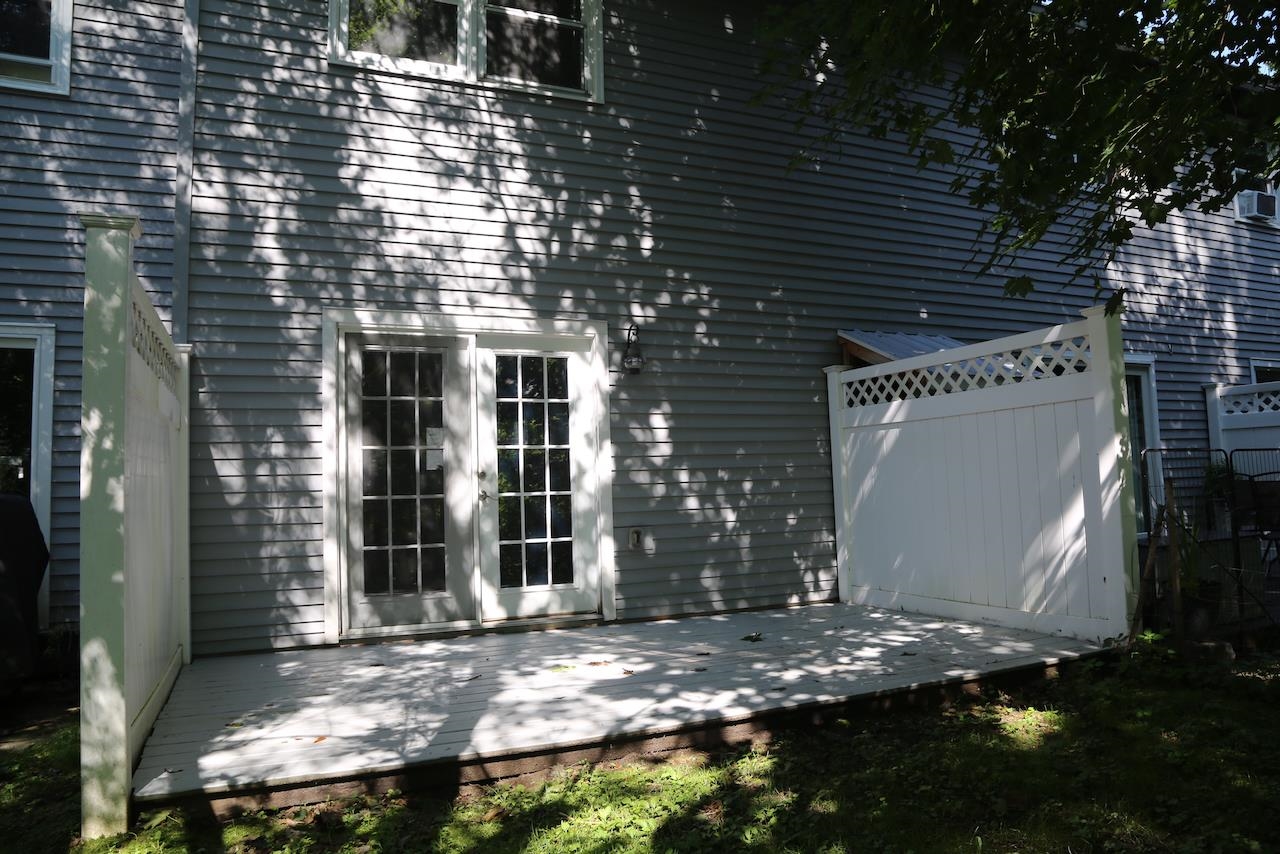 21 Densmore Drive Unit: 21