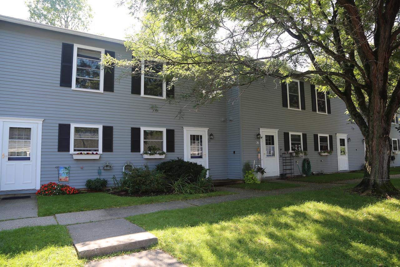 21 Densmore Drive Unit: 21