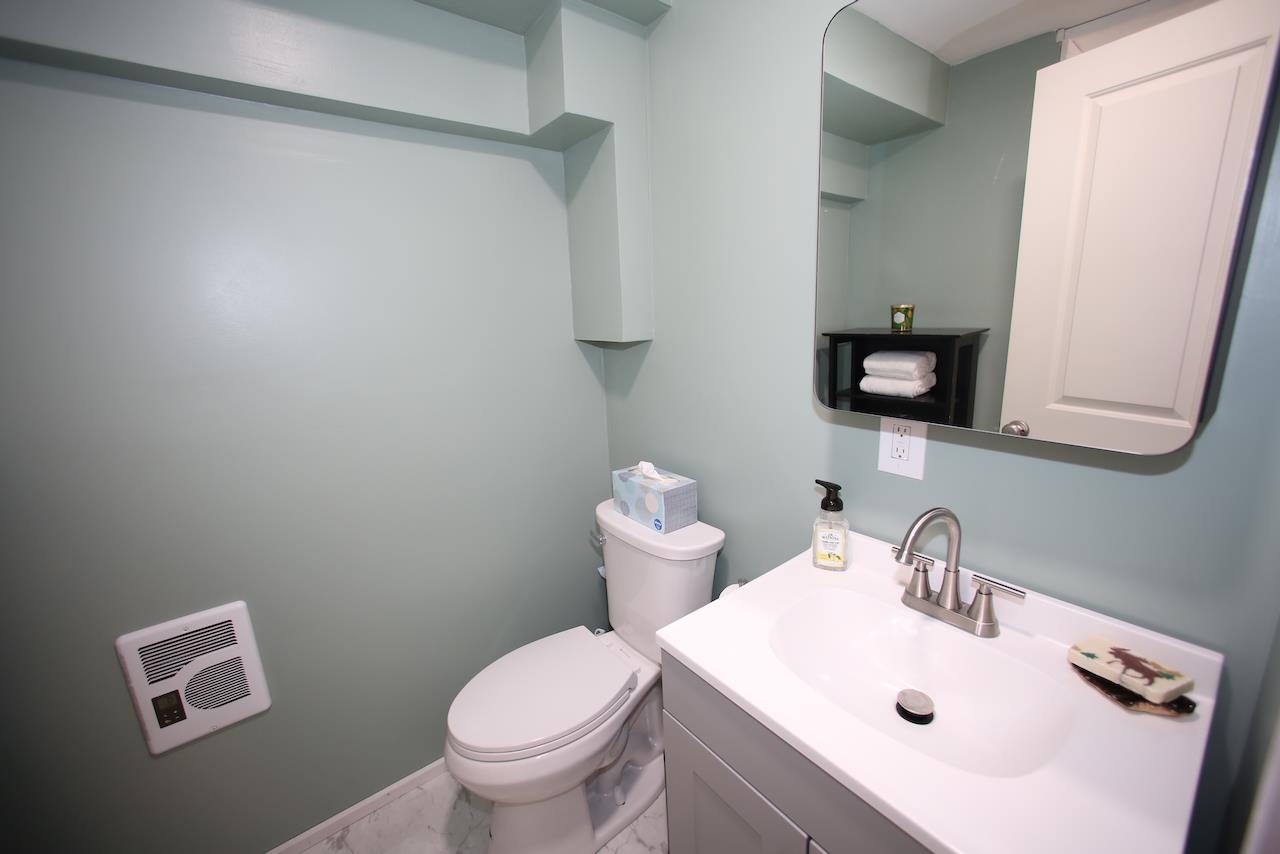 384 Smugglers View Road