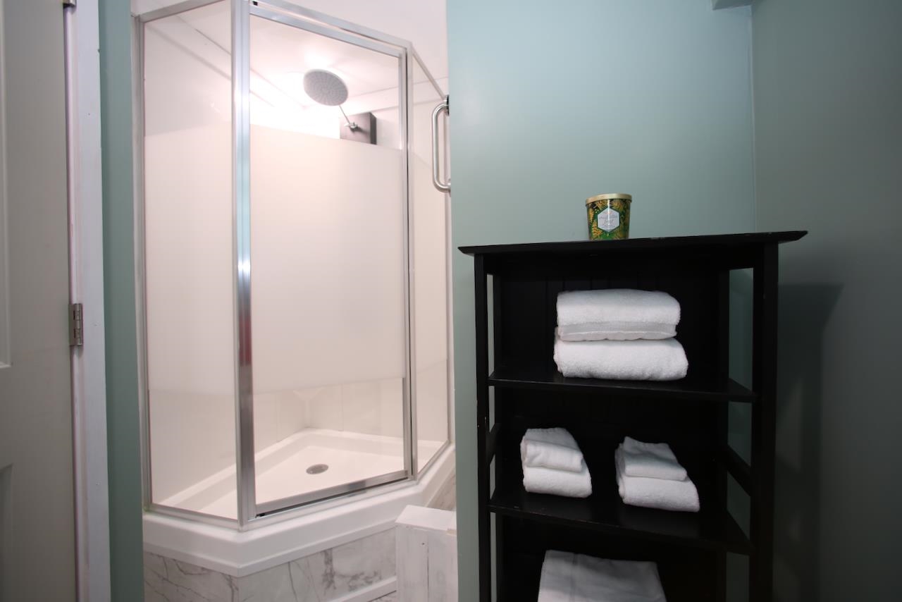 384 Smugglers View Road