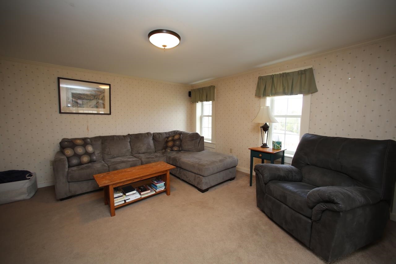 3308 Lower Pleasant Valley Road