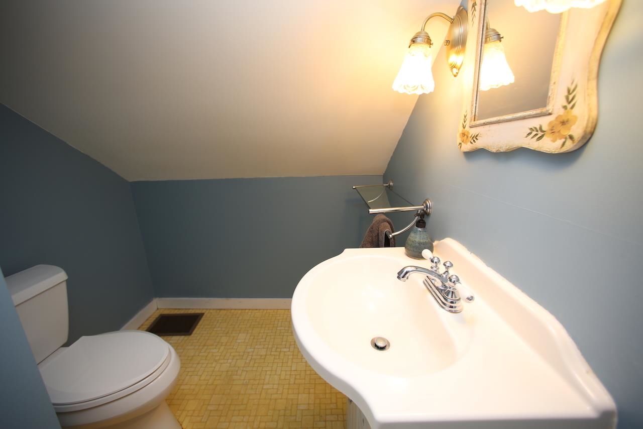 3308 Lower Pleasant Valley Road