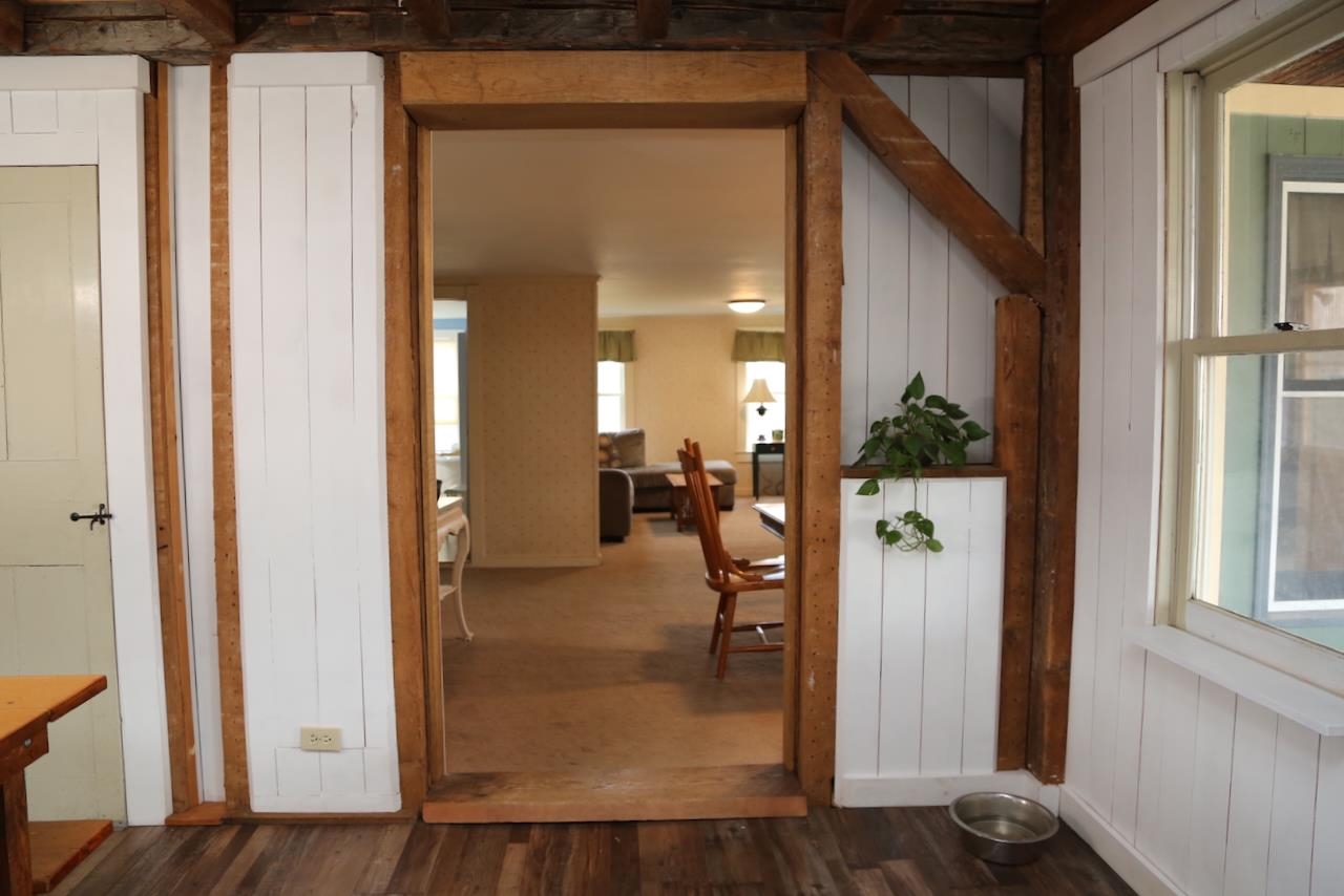 3308 Lower Pleasant Valley Road