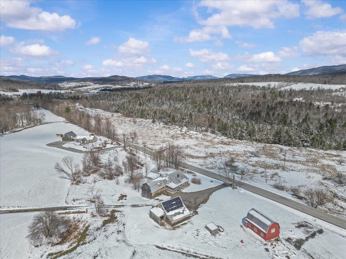 3308 Lower Pleasant Valley Road