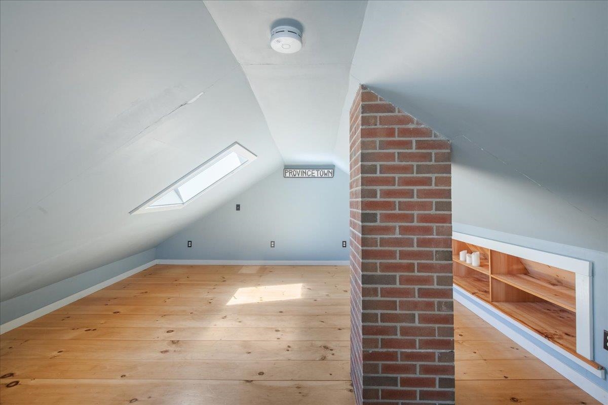 604 Main Street North