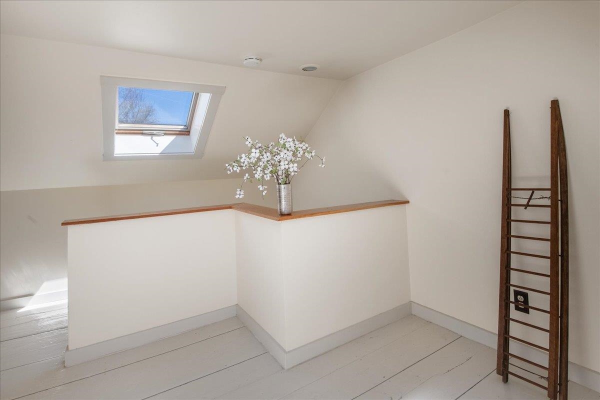 604 Main Street North