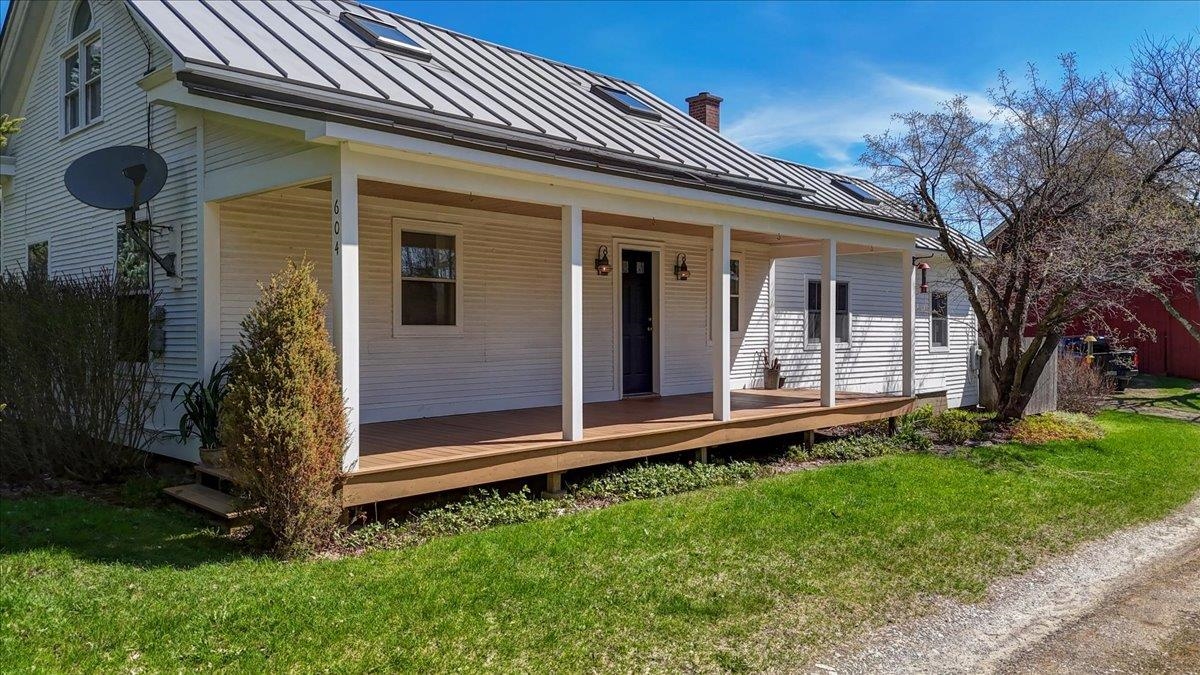 604 Main Street North