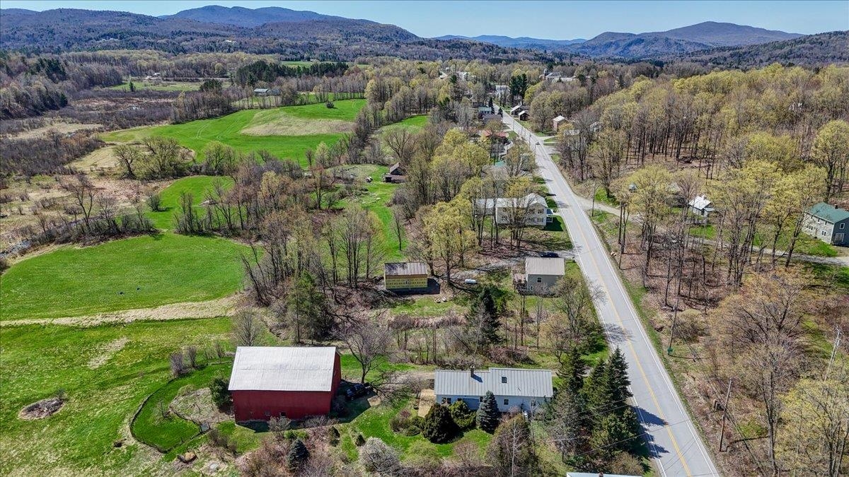 604 Main Street North