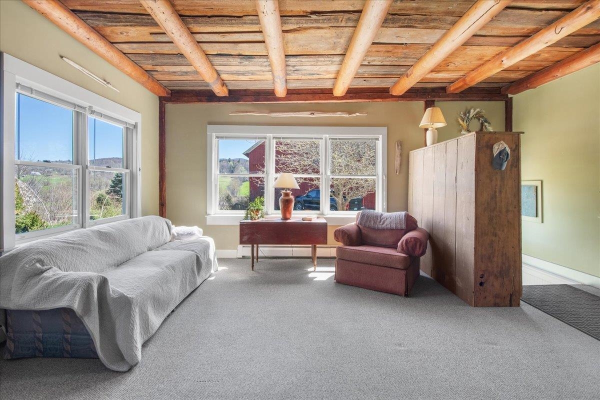 604 Main Street North