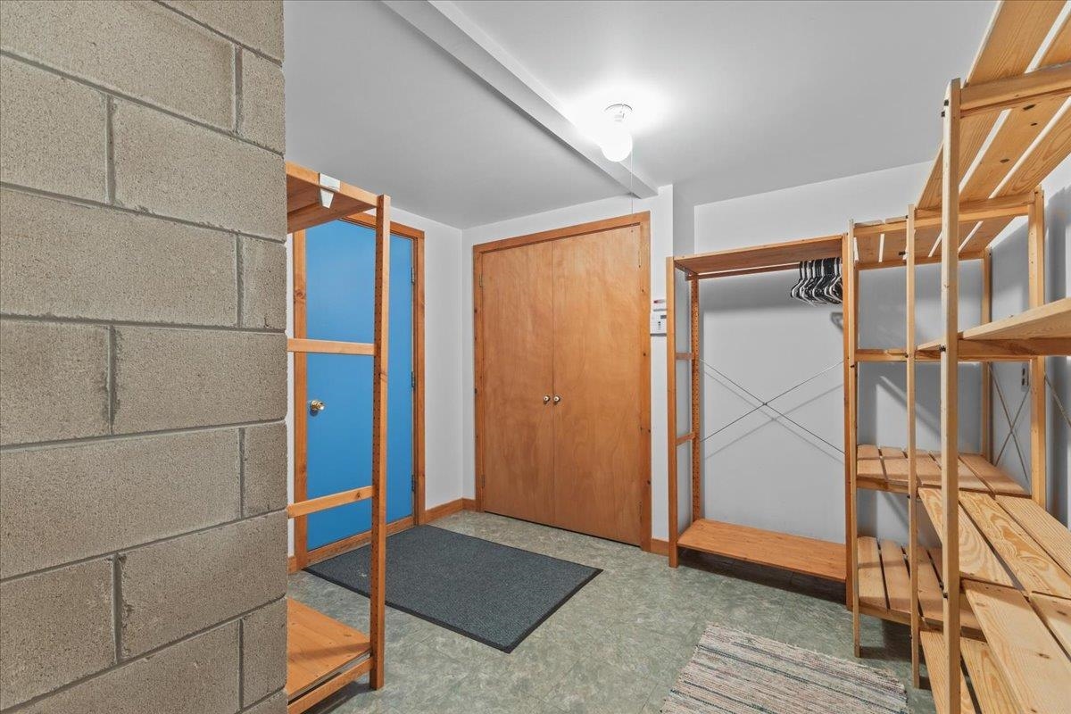 3705 N Cambridge Road