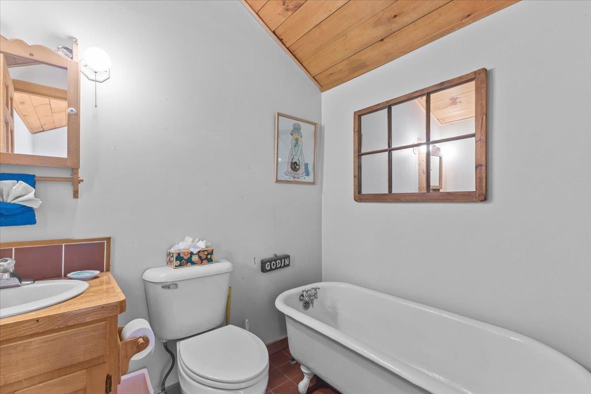 3705 N Cambridge Road