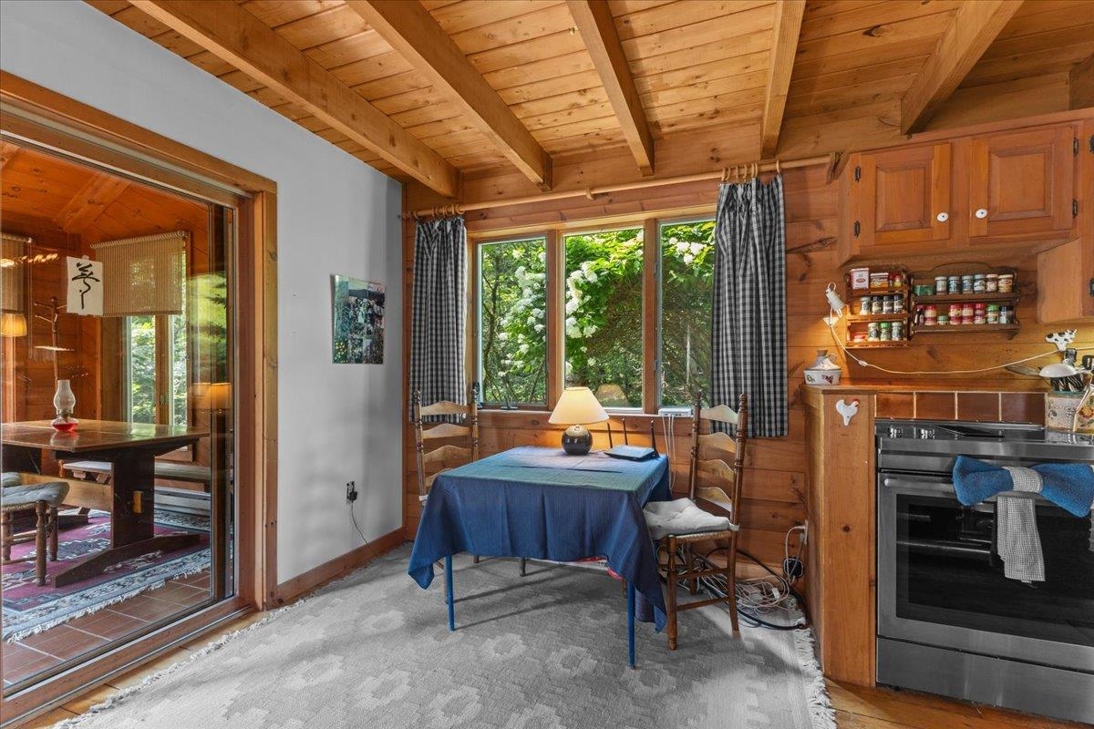 3705 N Cambridge Road