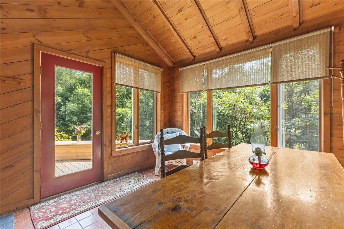 3705 N Cambridge Road