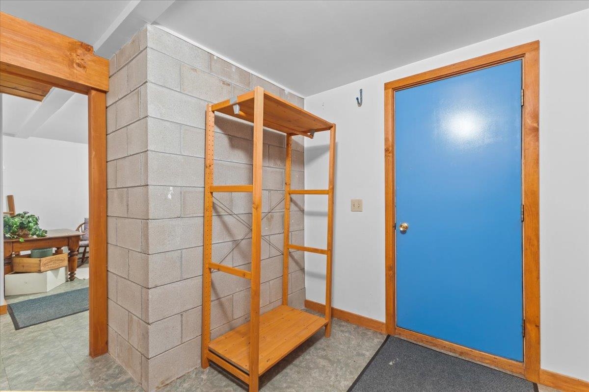 3705 N Cambridge Road