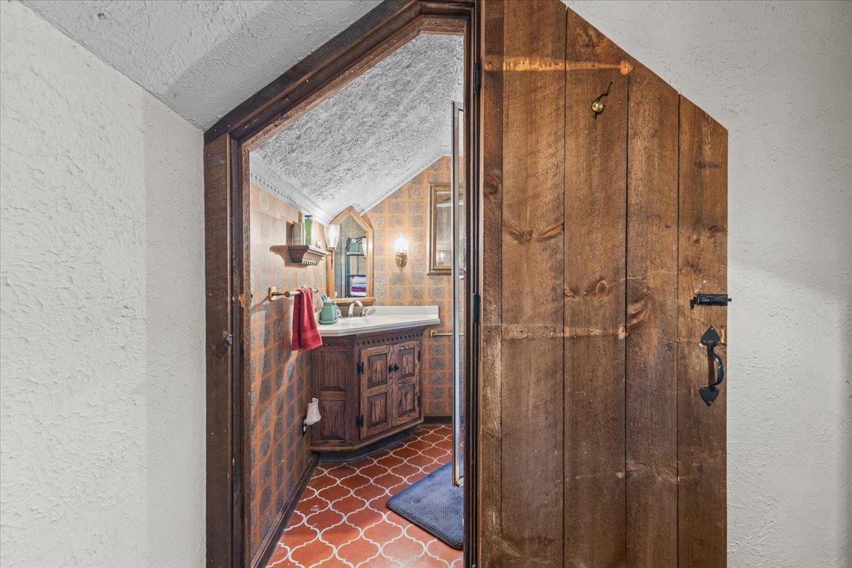 162 Smugglers View Road