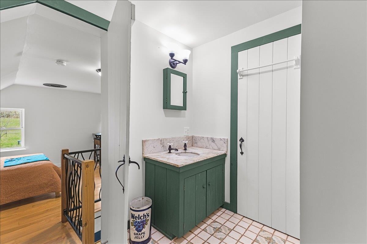 2767 Woodward Neighborhood Road