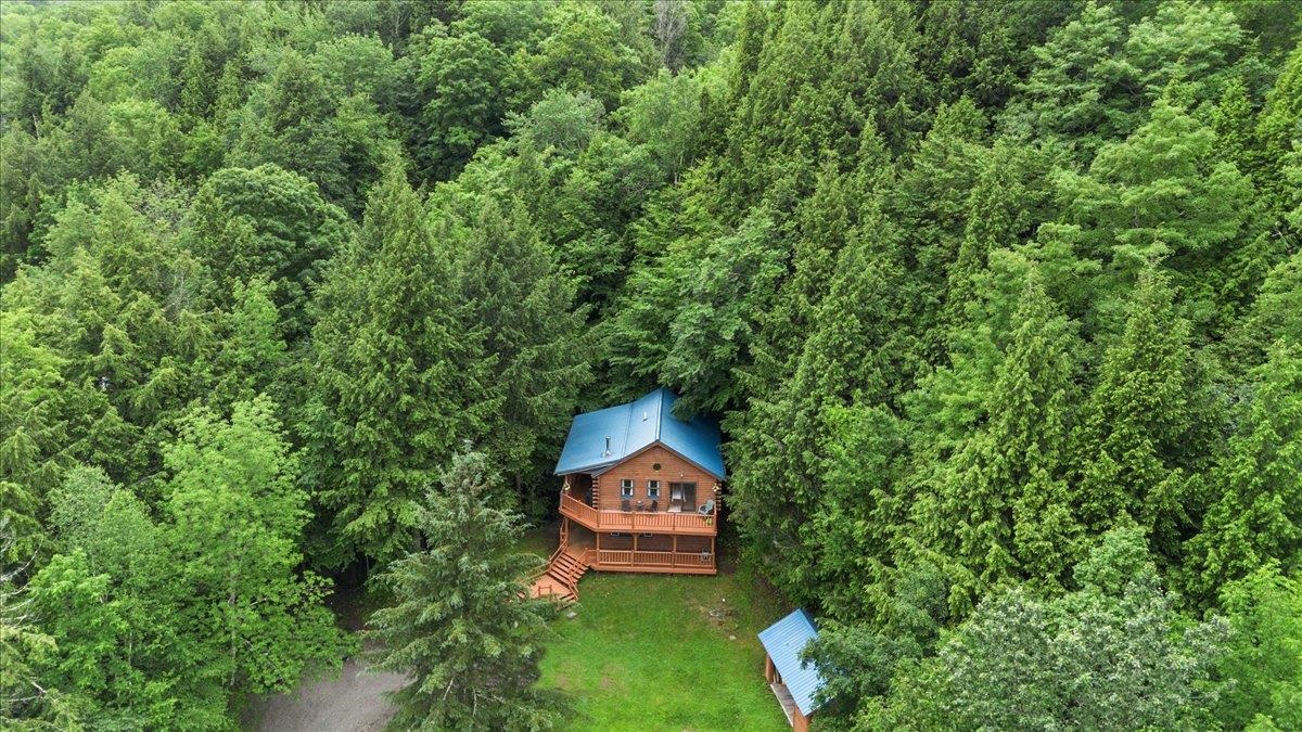 46 Log Cabin Drive