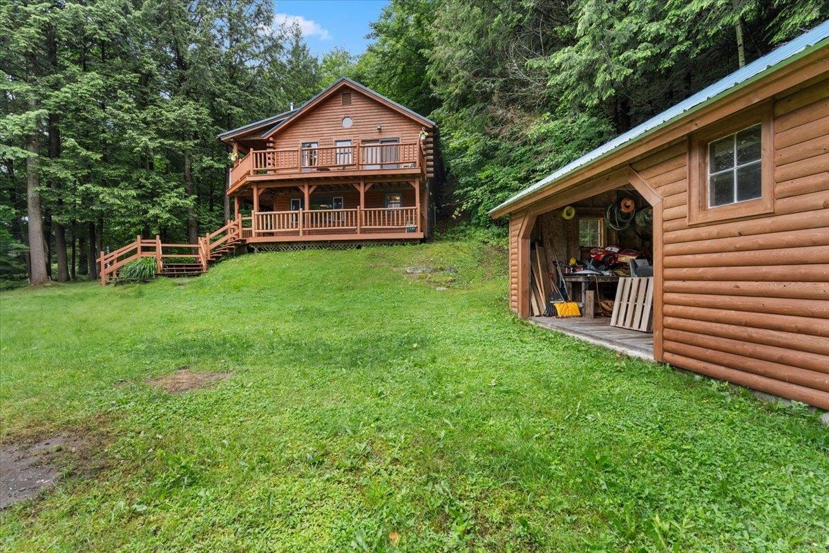 46 Log Cabin Drive