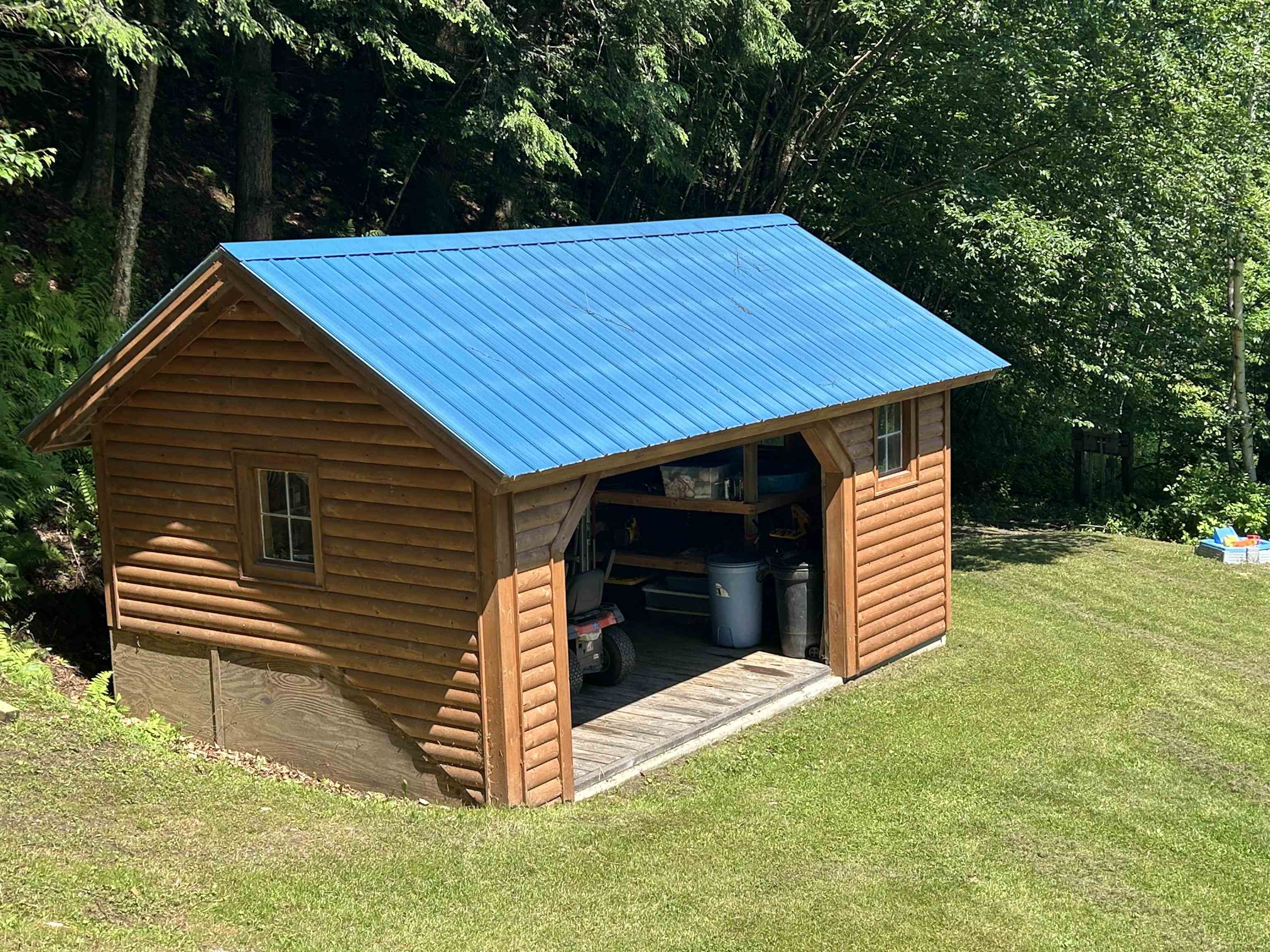 46 Log Cabin Drive