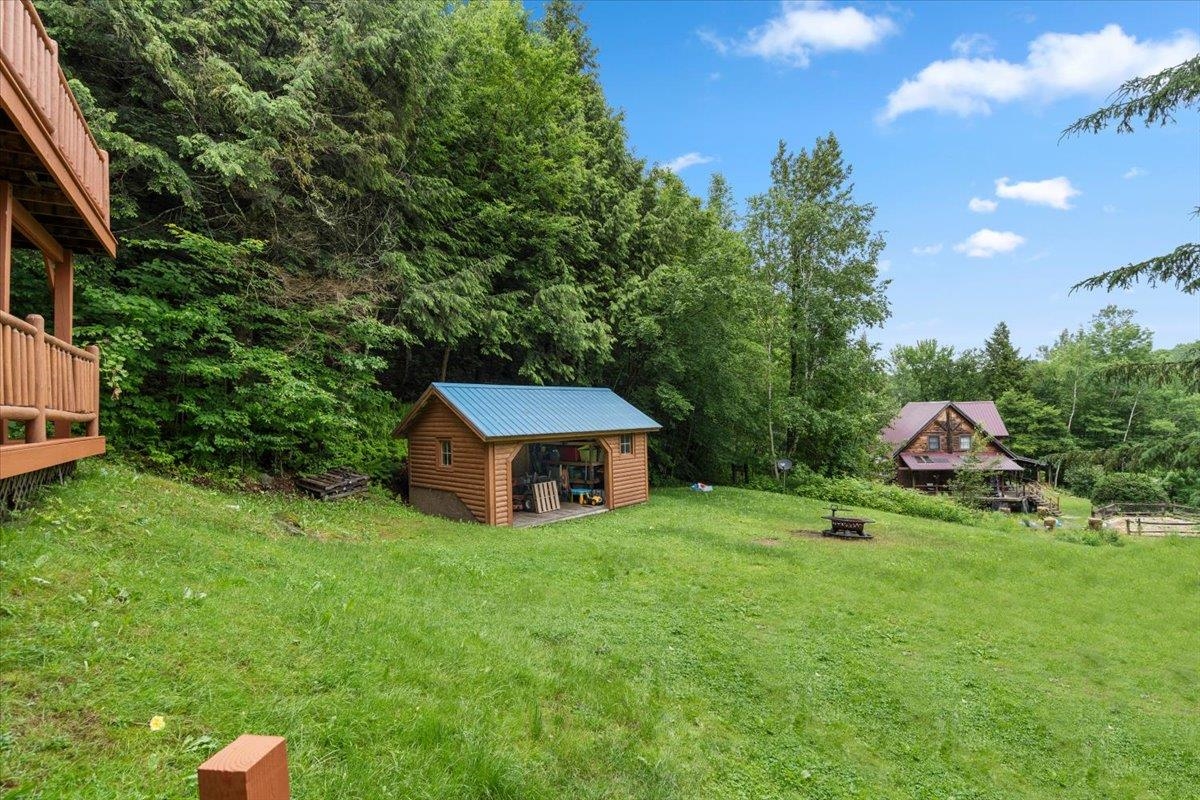 46 Log Cabin Drive