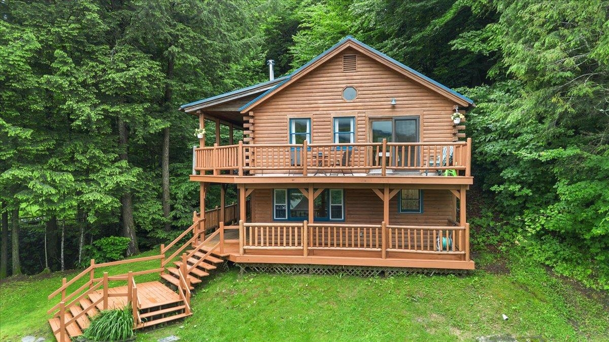 46 Log Cabin Drive
