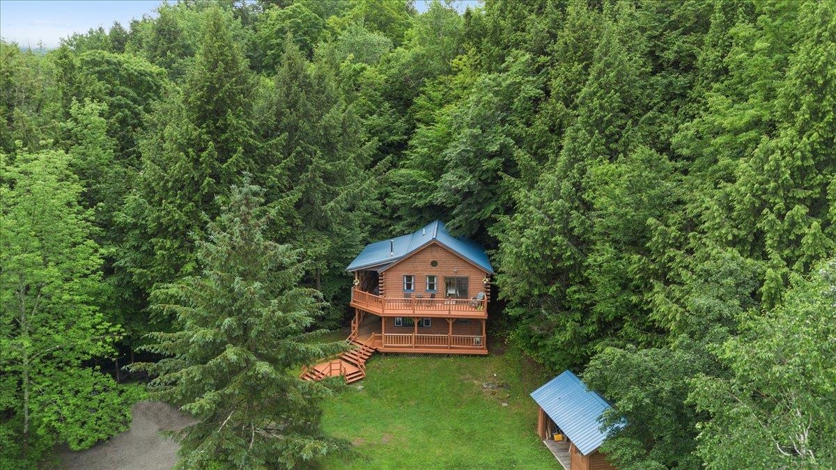 46 Log Cabin Drive