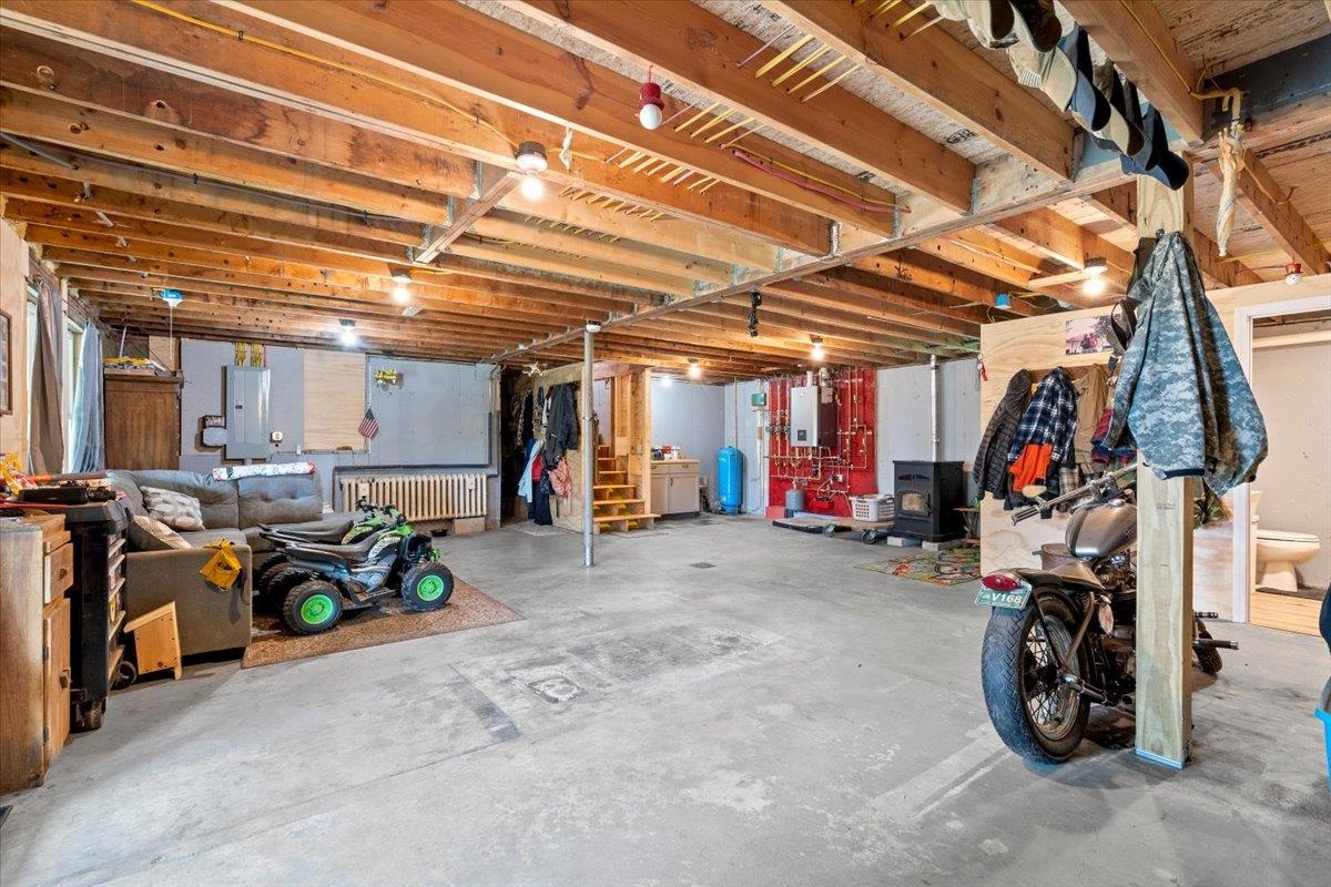 454 Codding Hollow Road