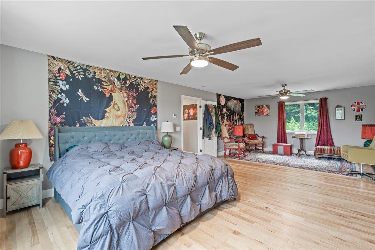 454 Codding Hollow Road
