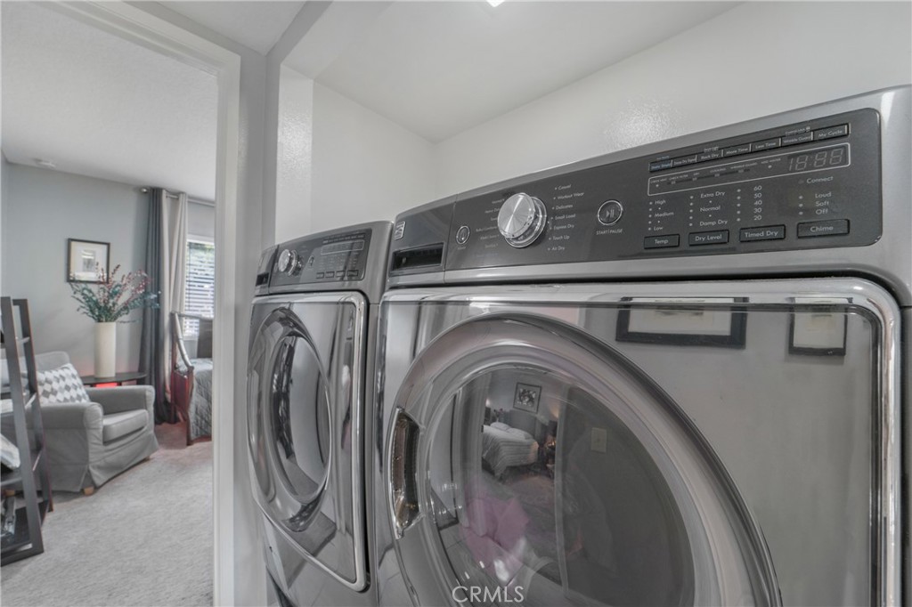 825 W Fletcher Avenue 111