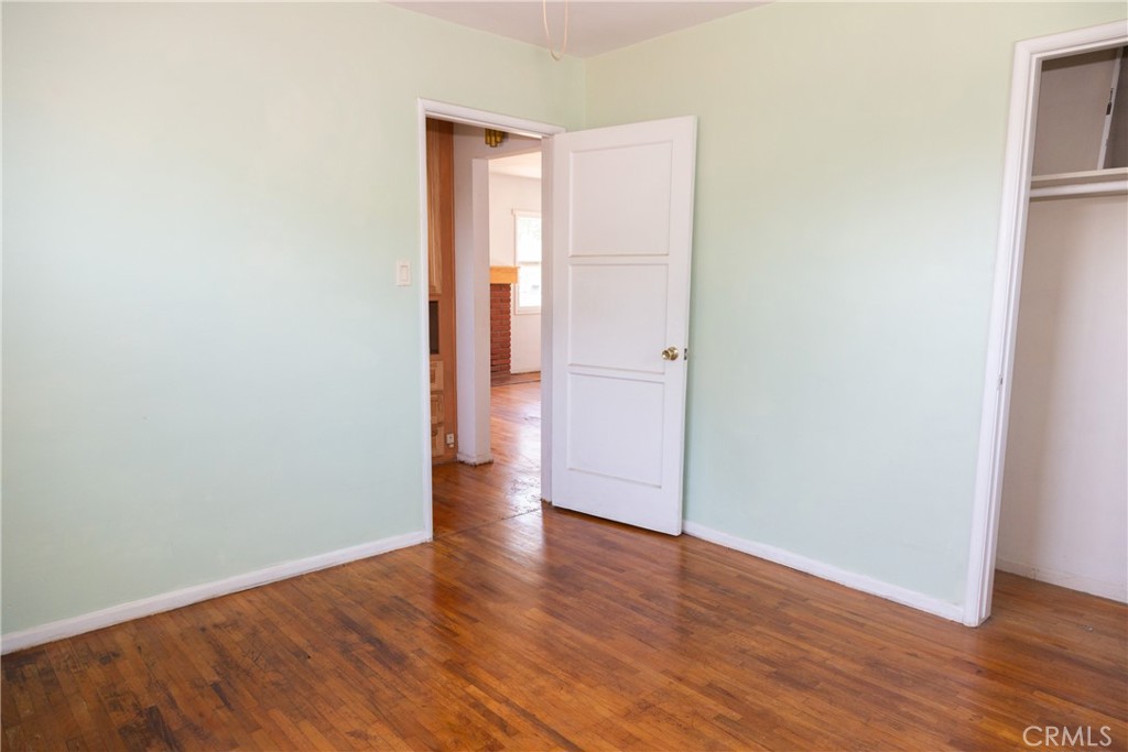 6162 Ibbetson Avenue